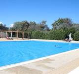 piscine extérieure et calme au Camping Paradis La Brise de Camargue