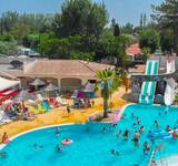 espace aquatique et tobogans au camping Cayola